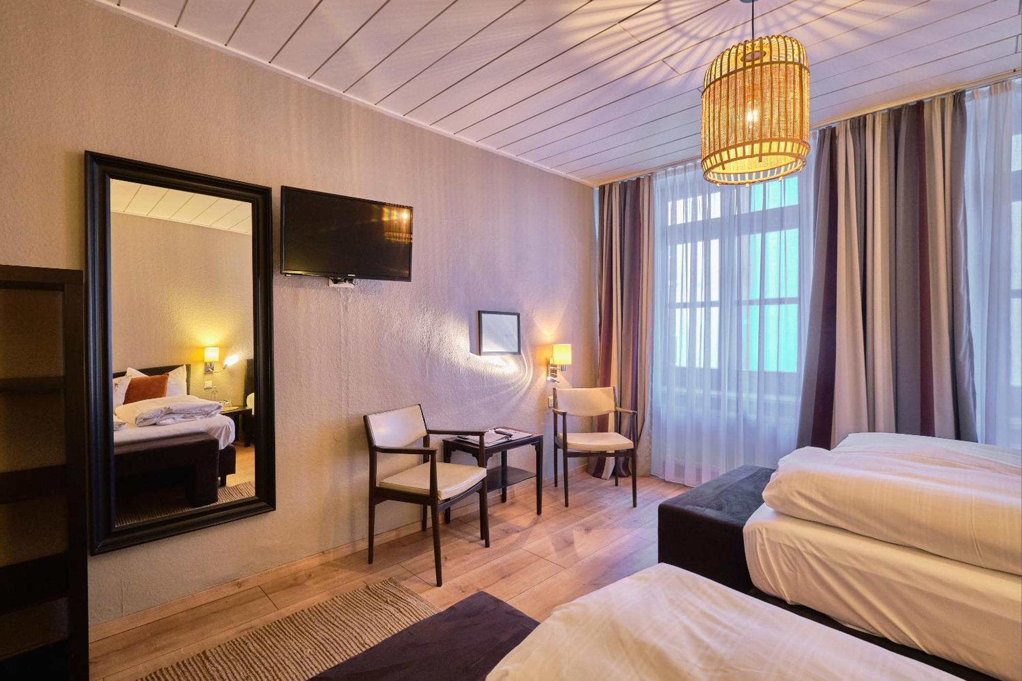 Hotel Roter Hahn Regensburg Luaran gambar