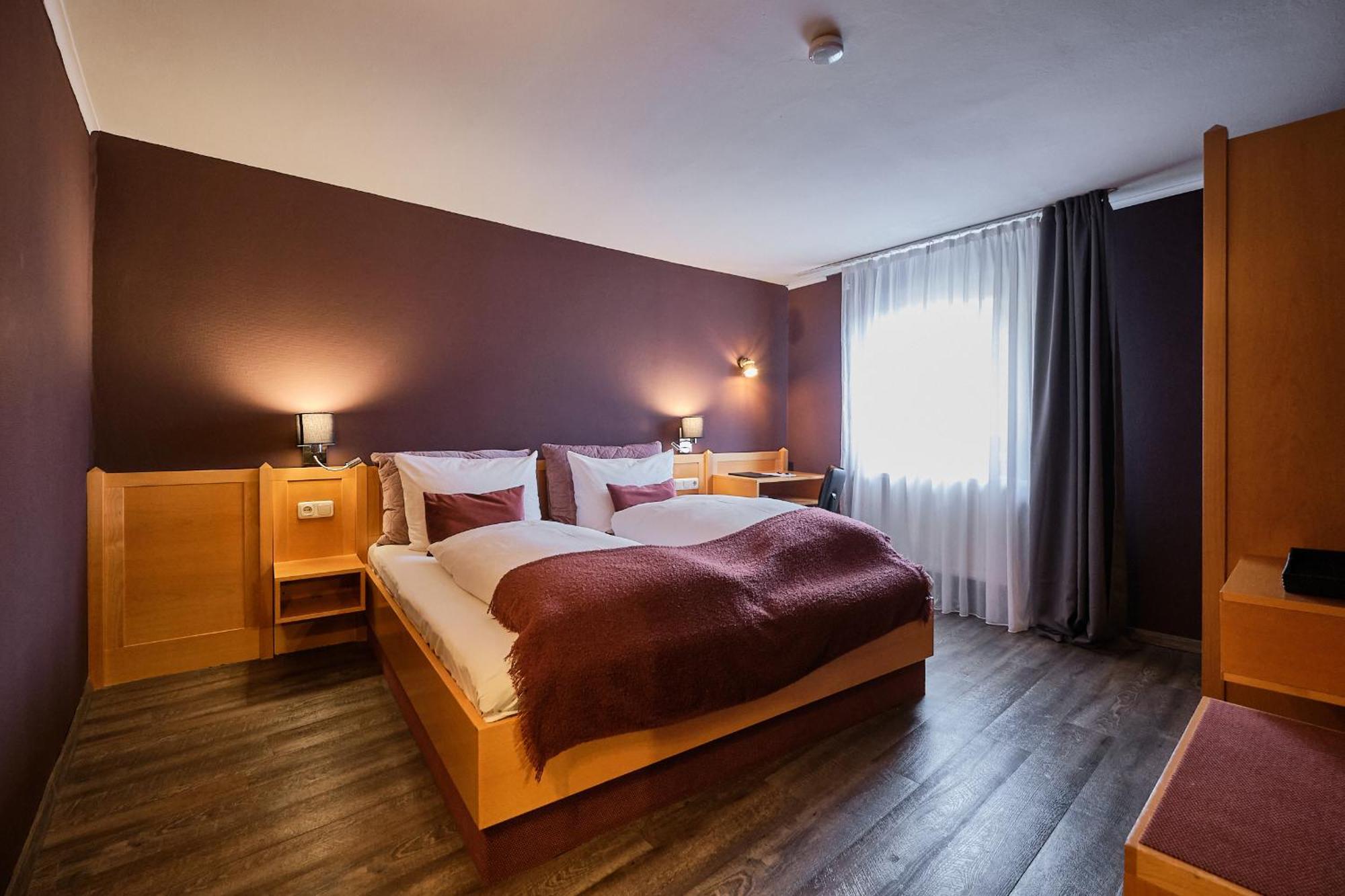 Hotel Roter Hahn Regensburg Luaran gambar